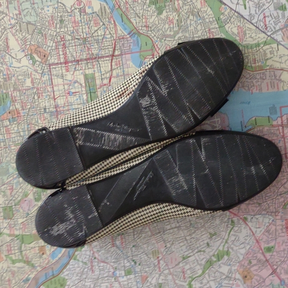 Salvatore Ferragamo Patent Houndstooth flat Sz. 9 - Picture 6 of 8